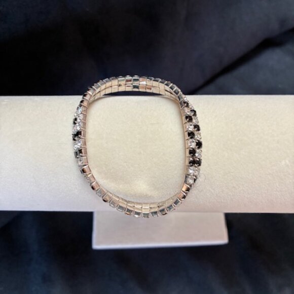 Bracelet - black and diamond rhinestones on stretch band. - Picture 2 of 2